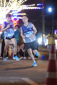 BIB: 41568, 004, 41308
                            <button type="button" onclick="openModal(22986332)" class="btn btn-primary btn-sm float-right btn-popup" data-toggle="modal" data-target=".modal-high-quality">
                        <i class="fas fa-shopping-cart"></i> Add to Cart
                    </button>
                                            <button type="button" onclick="isThisMe(22986332, true)" class="btn btn-success btn-sm float-right btn-popup btn-isme hidden" data-toggle="tooltip" data-placement="bottom" title="นี่คือรูปของคุณใช่ไหม คลิกที่นี่เพื่อเอาเข้าอัลบั้ม">
                        <i class="fas fa-plus"></i> Add to album
                    </button>
                    <button type="button" onclick="isThisMe(22986332, false)" class="btn btn-warning btn-sm float-right btn-popup btn-isnotme hidden">
                        <i class="fas fa-ban"></i> Remove from album
                    </button>